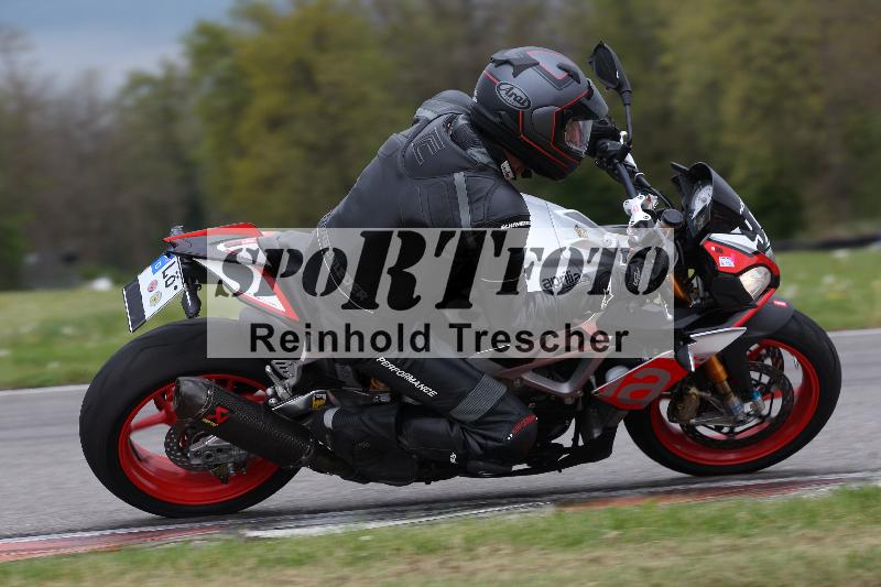 Archiv-2022/13 25.04.2022 Plüss Moto Sport ADR/Freies Fahren/96